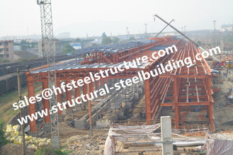Porcellana Costruzioni d'acciaio industriali del grado di Q235 Q345, costruzioni d'acciaio prefabbricate di costruzione del sito d'acciaio fornitore