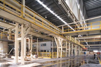 Porcellana Montaggio d'acciaio industriale delle costruzioni di stoccaggio del gruppo di lavoro del magazzino fornitore