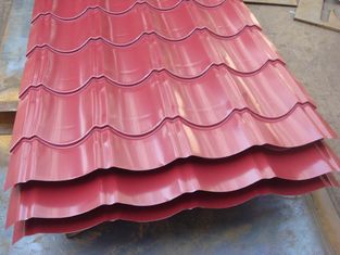 Porcellana Il gruppo di lavoro della lamiera di acciaio del tetto del metallo di AISI/ASTM/JIS ha lustrato la forma delle mattonelle fornitore