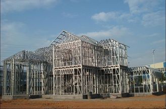 Porcellana Costruzioni d'acciaio commerciali galvanizzate Designe modulari prefabbricate con acciaio laminato a freddo fornitore