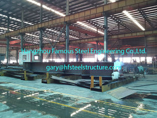 Porcellana Costruzioni commerciali prefabbricate dell'acciaio per costruzioni edili per le dimensioni 60 x 80 dei capannoni fornitore