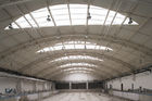 Porcellana Montaggio d&#039;acciaio industriale delle costruzioni della capriata del tubo di Q235 Q345 grande per le stazioni fabbrica